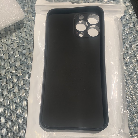 Luxury IPhone 13 Pro-max case (Brand new) - Picture 3 of 3